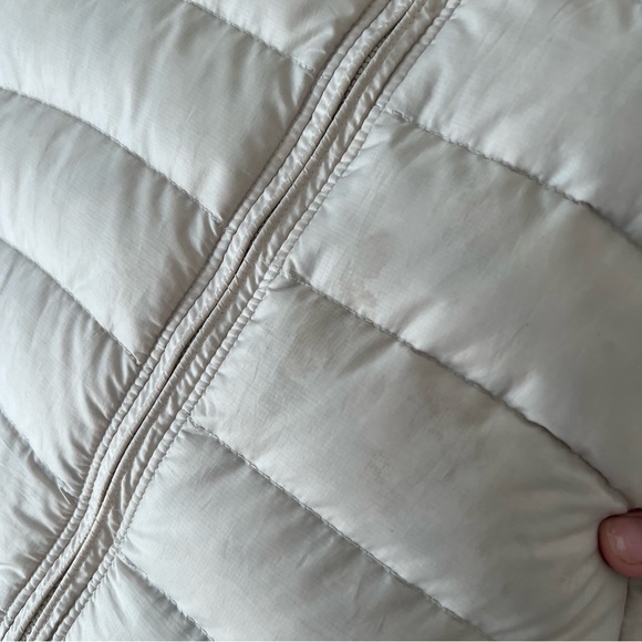 Patagonia Cream Quilted Jacket Size Small - Picture 3 of 8